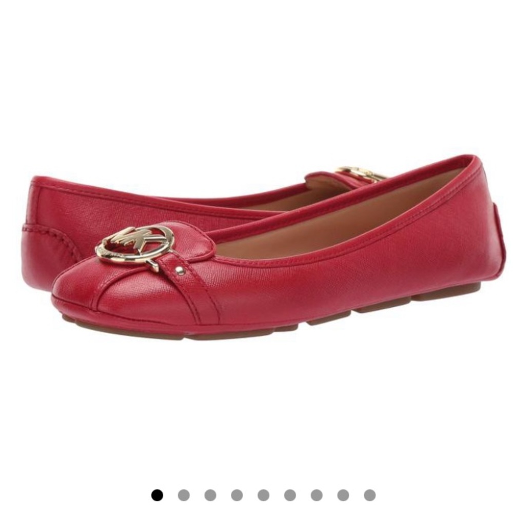 Michael Kors, Fulton Moccasin Flats - Picture 4 of 10